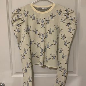 White/blue printed sweater top (size:M)